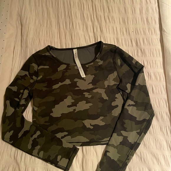 lululemon athletica Other - Lululemon Cropped Sweater Size 8